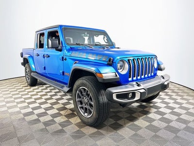 2022 Jeep Gladiator Overland