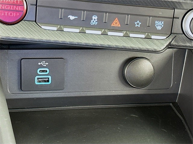 2025 Ford Mustang Dark Horse