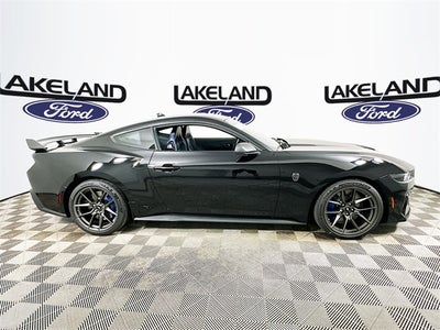 2025 Ford Mustang Dark Horse