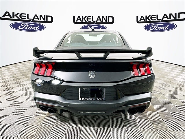 2025 Ford Mustang Dark Horse