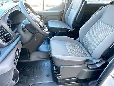 2025 Ford Transit Passenger Wagon XLT