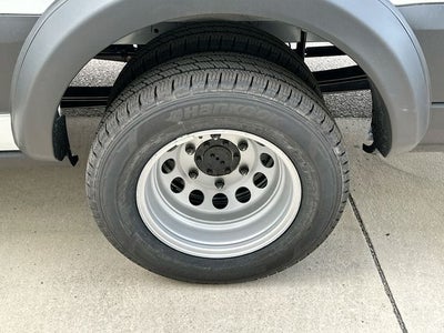 2026 Ford Transit Passenger Wagon XLT