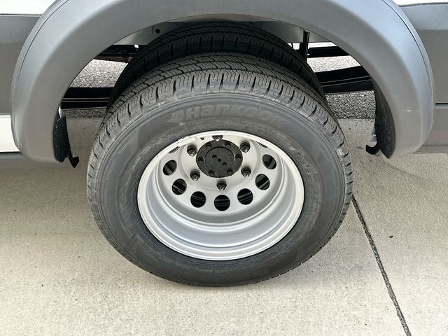 2026 Ford Transit Passenger Wagon XLT