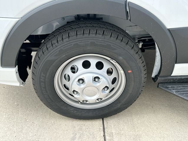 2026 Ford Transit Passenger Wagon XLT