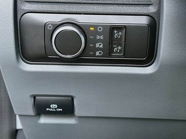 2027 Ford Super Duty F-350 DRW XL DRW