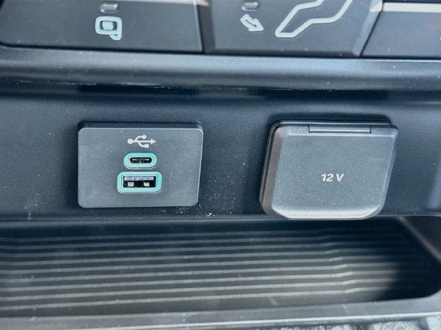 2027 Ford Super Duty F-550 DRW XL DRW
