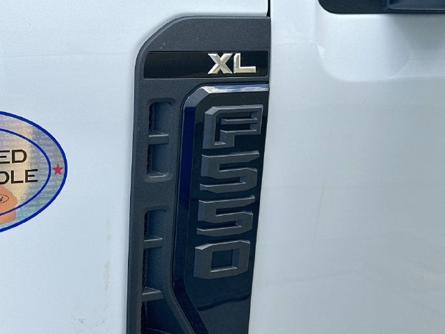 2027 Ford Super Duty F-550 DRW XL DRW