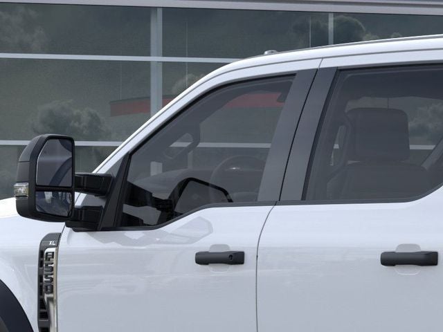 2025 Ford Super Duty F-550 DRW XL DRW