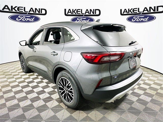 2025 Ford Escape Base