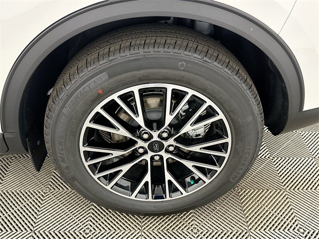 2025 Ford Escape Base