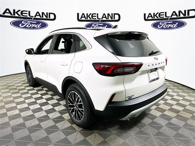 2025 Ford Escape Base