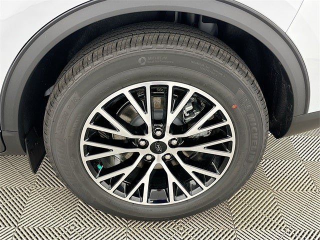 2025 Ford Escape Base