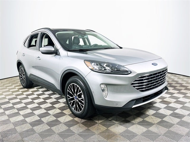 2022 Ford Escape Plug-In Hybrid Titanium