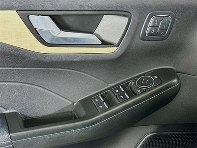 2022 Ford Escape Plug-In Hybrid Titanium