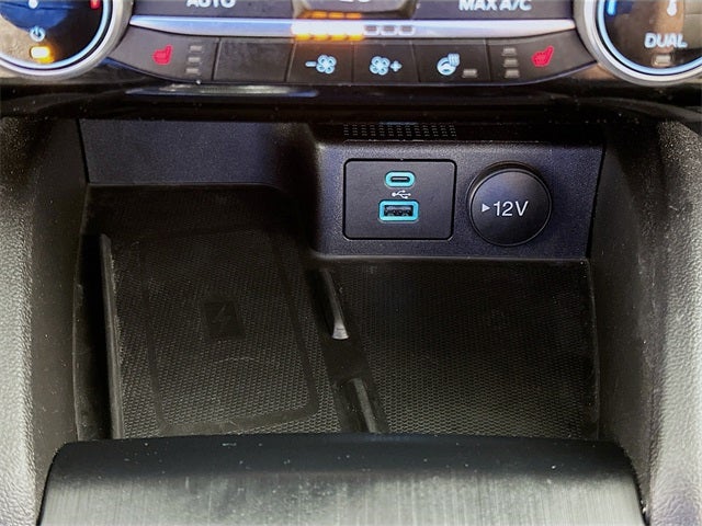 2022 Ford Escape Plug-In Hybrid Titanium