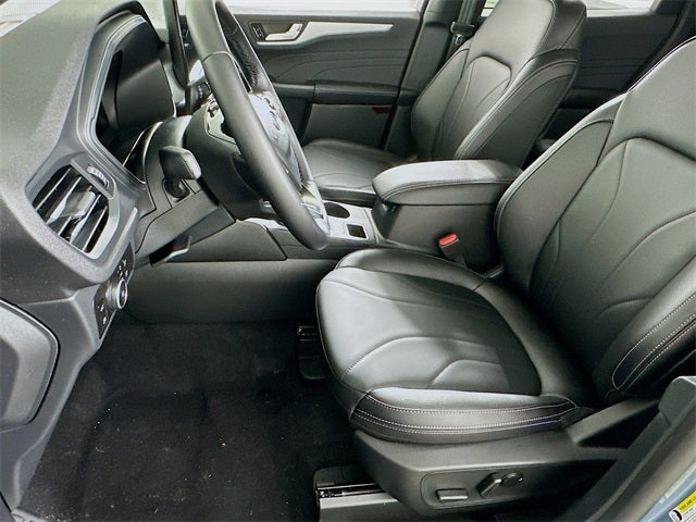 2026 Ford Escape Platinum