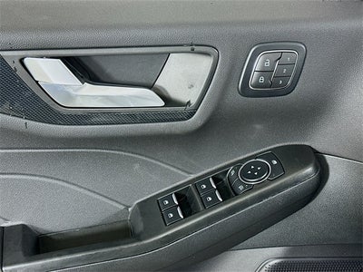 2026 Ford Escape ST-Line Elite