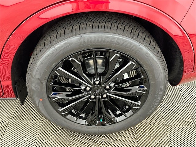 2026 Ford Escape ST-Line Elite