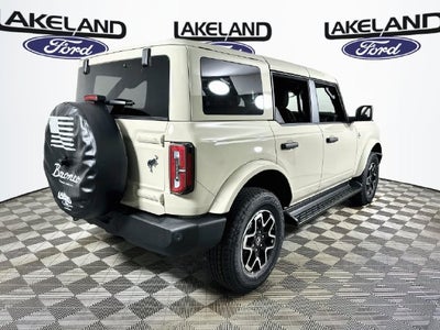 2026 Ford Bronco Outer Banks