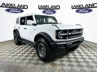 2026 Ford Bronco Outer Banks