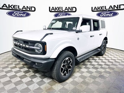 2026 Ford Bronco Outer Banks