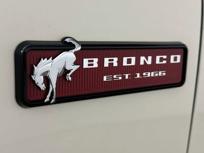 2026 Ford Bronco Outer Banks