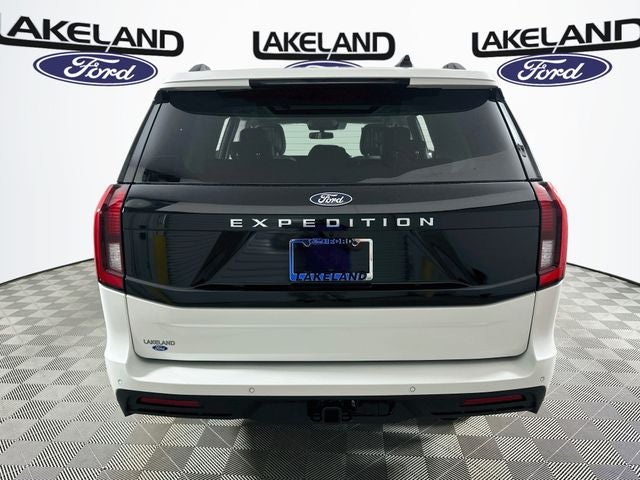 2027 Ford Expedition Active