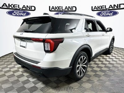 2027 Ford Explorer ST-Line