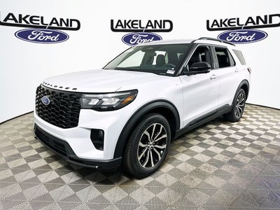 2026 Ford Explorer ST-Line