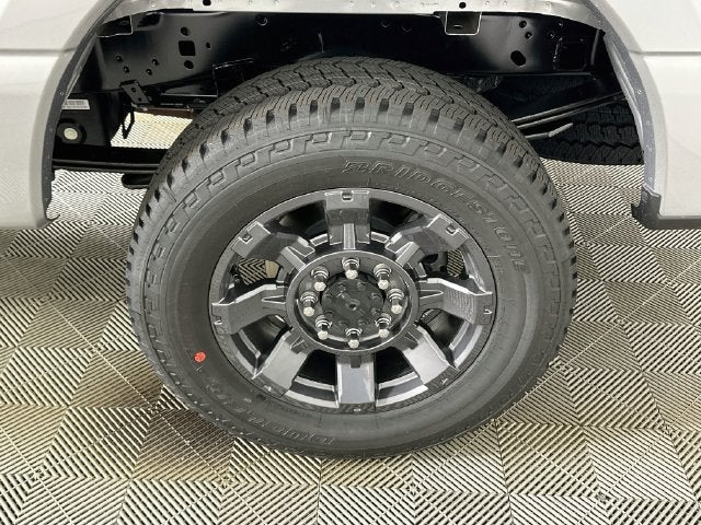 2027 Ford Super Duty F-250 SRW XL