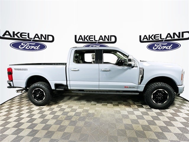 2025 Ford Super Duty F-250 SRW Platinum