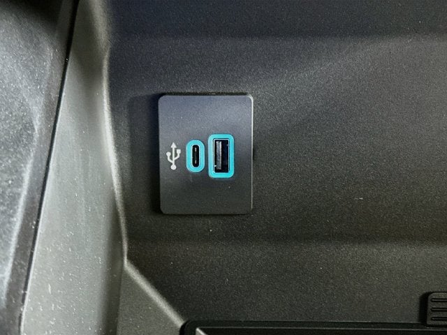 2027 Ford Super Duty F-250 SRW XLT