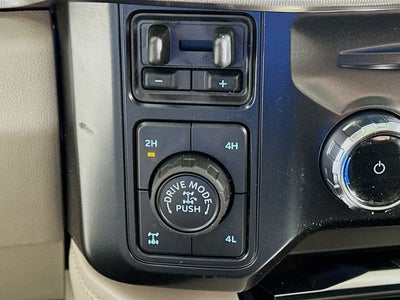 2026 Ford Super Duty F-350 SRW Platinum