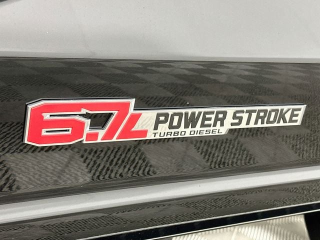 2027 Ford Super Duty F-350 SRW Lariat