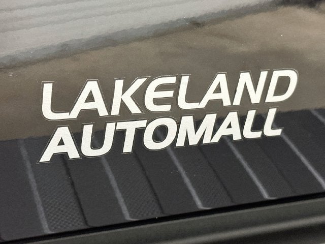 2027 Ford Super Duty F-350 SRW Lariat