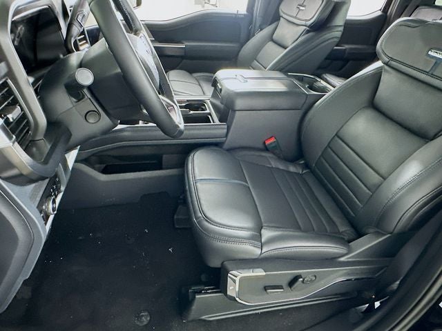 2026 Ford Super Duty F-350 SRW Platinum