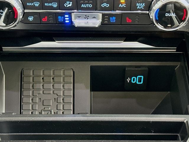 2026 Ford Super Duty F-350 SRW Platinum