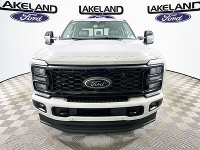 2026 Ford Super Duty F-350 SRW Lariat