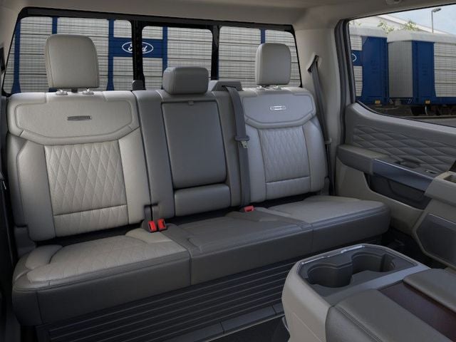 2026 Ford Super Duty F-350 SRW Platinum