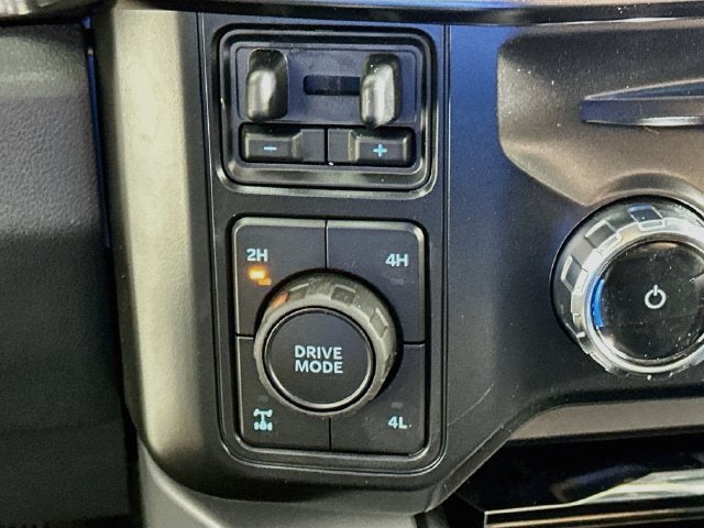 2027 Ford Super Duty F-350 SRW Lariat