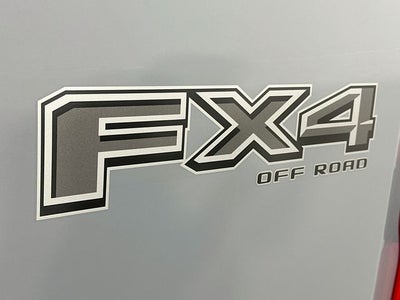 2027 Ford Super Duty F-350 SRW Lariat