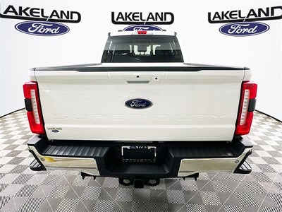 2026 Ford Super Duty F-350 SRW Lariat
