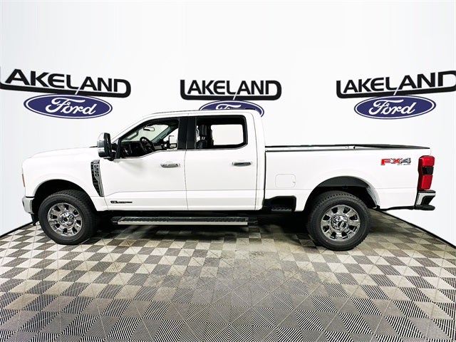 2026 Ford Super Duty F-350 SRW Lariat