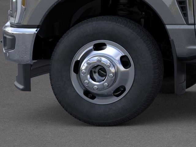 2026 Ford Super Duty F-350 DRW Lariat DRW