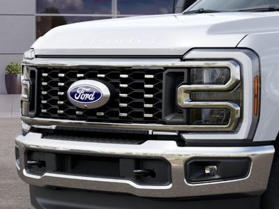 2027 Ford Super Duty F-350 DRW XLT DRW