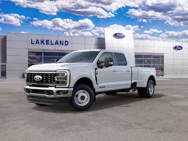 2027 Ford Super Duty F-350 DRW XLT DRW