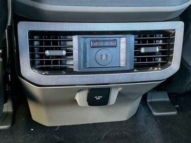 2026 Ford Super Duty F-350 DRW Platinum DRW