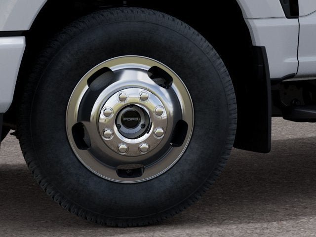 2027 Ford Super Duty F-350 DRW XL DRW