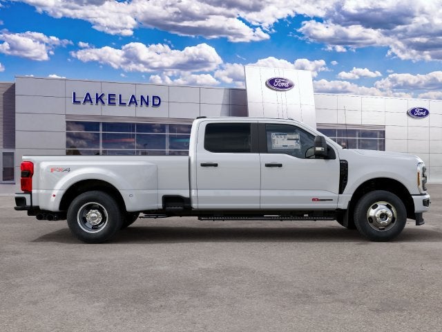 2027 Ford Super Duty F-350 DRW XL DRW
