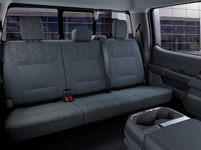 2027 Ford Super Duty F-350 DRW XLT DRW